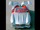 Mercedes B..